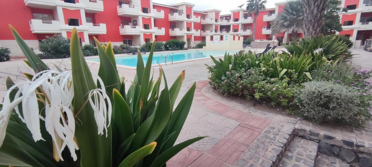 Sal Service Red Moradias Residence With Pool Santa Maria Exteriör bild